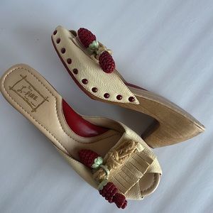 L- fire  raspberry mules